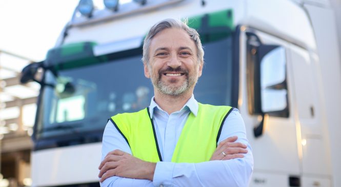 Parceria vai oferecer condições especiais para motoristas que buscam troca de categoria da CNH