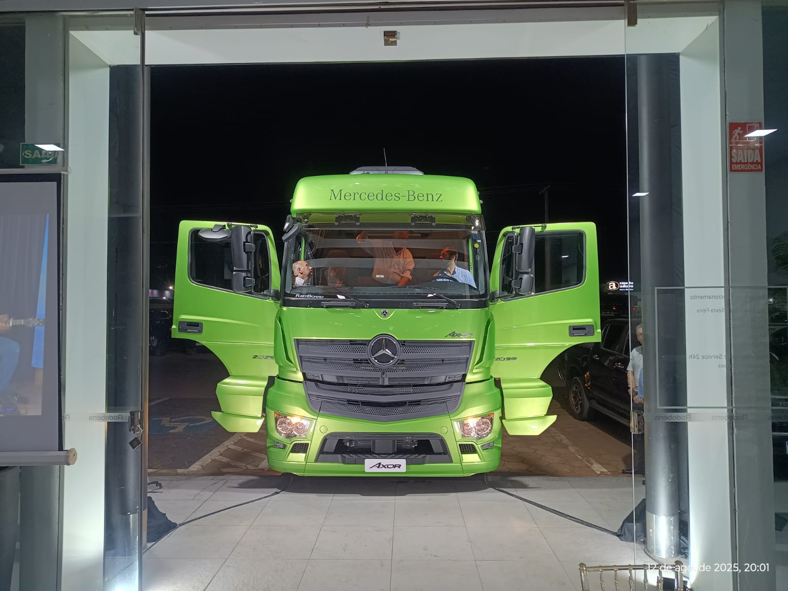 Rodobens lança em suas concessionárias novo Mercedes-Benz Axor 2025 com condições especiais de consórcio